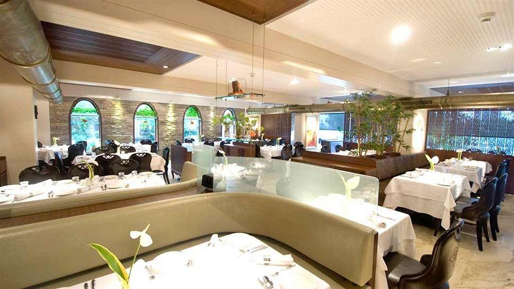 Sai Palace Hotel Bombay Extérieur photo
