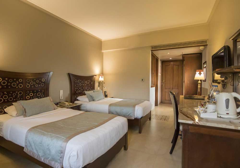 Sai Palace Hotel Bombay Extérieur photo