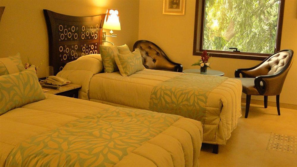 Sai Palace Hotel Bombay Extérieur photo