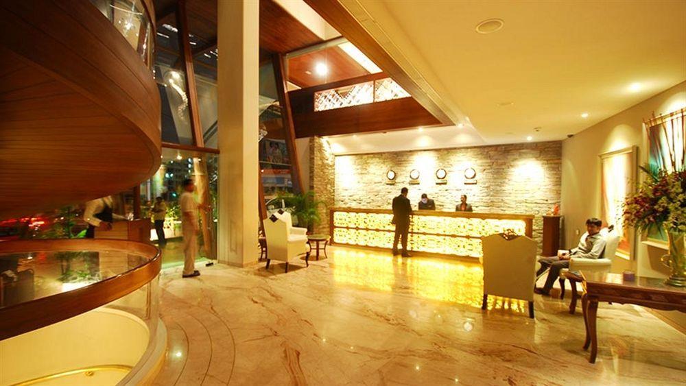 Sai Palace Hotel Bombay Extérieur photo