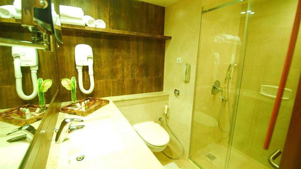 Sai Palace Hotel Bombay Extérieur photo