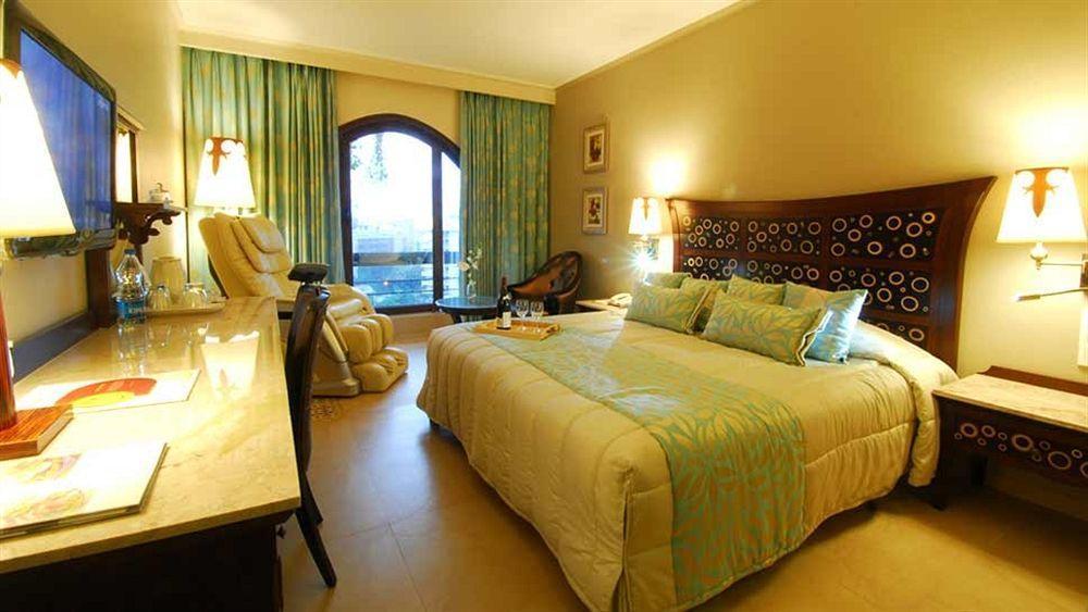 Sai Palace Hotel Bombay Extérieur photo